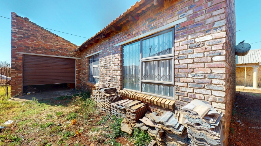 3 Bedroom Property for Sale in Ikageng North West